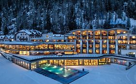 Wellness Hotel Post